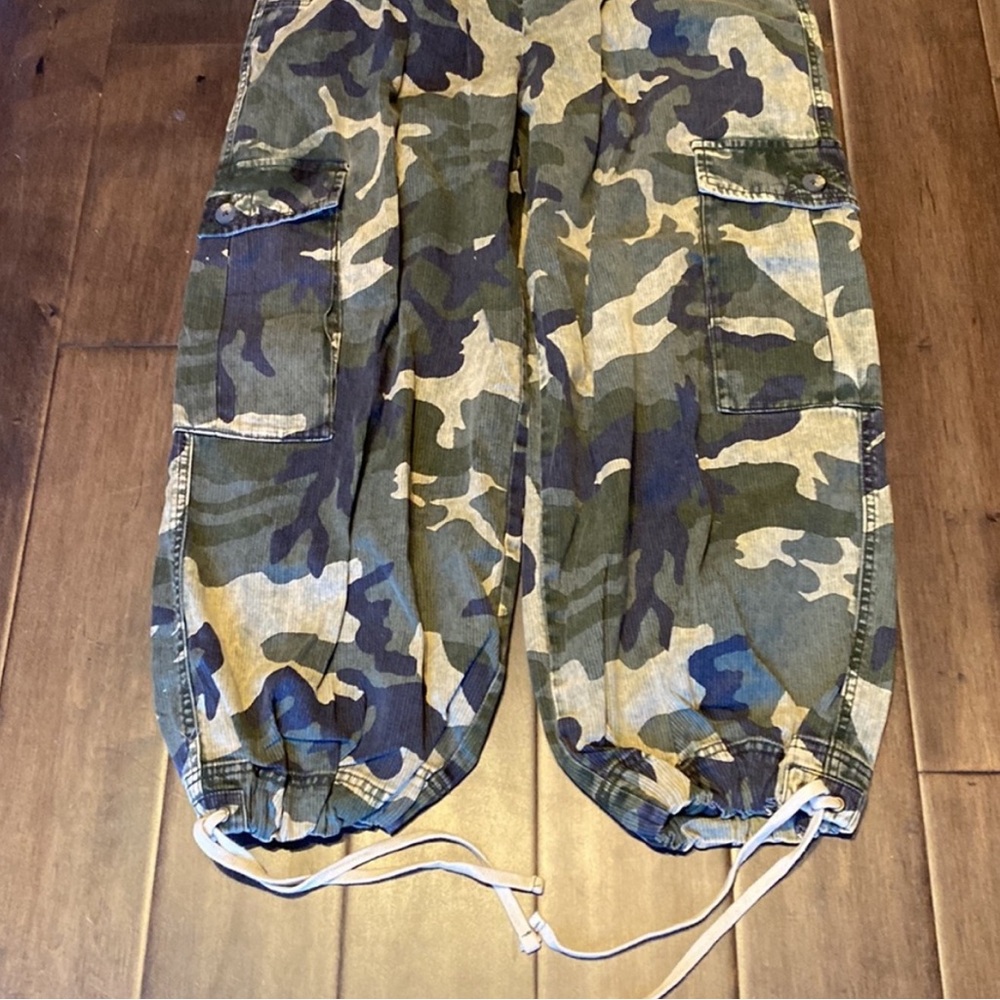 Free People Camouflage Joggers with Drawstrings - Picture 6 of 6